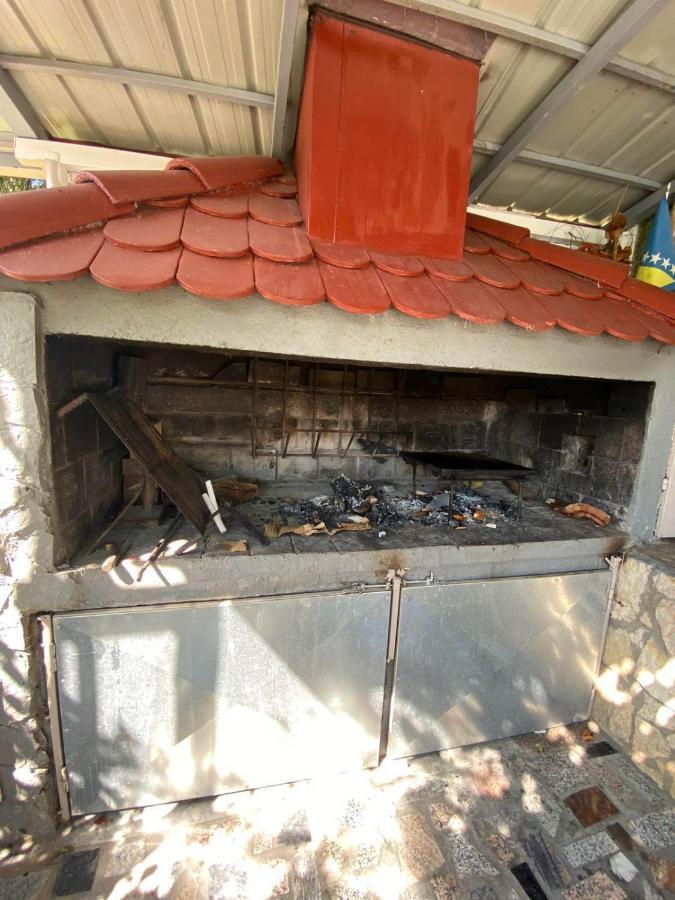 Villa Dino Kulen Vakuf Bagian luar foto