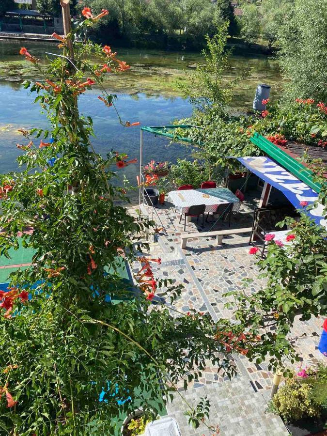 Villa Dino Kulen Vakuf Bagian luar foto