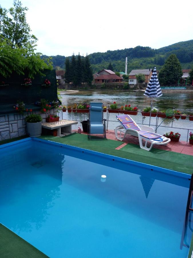Villa Dino Kulen Vakuf Bagian luar foto