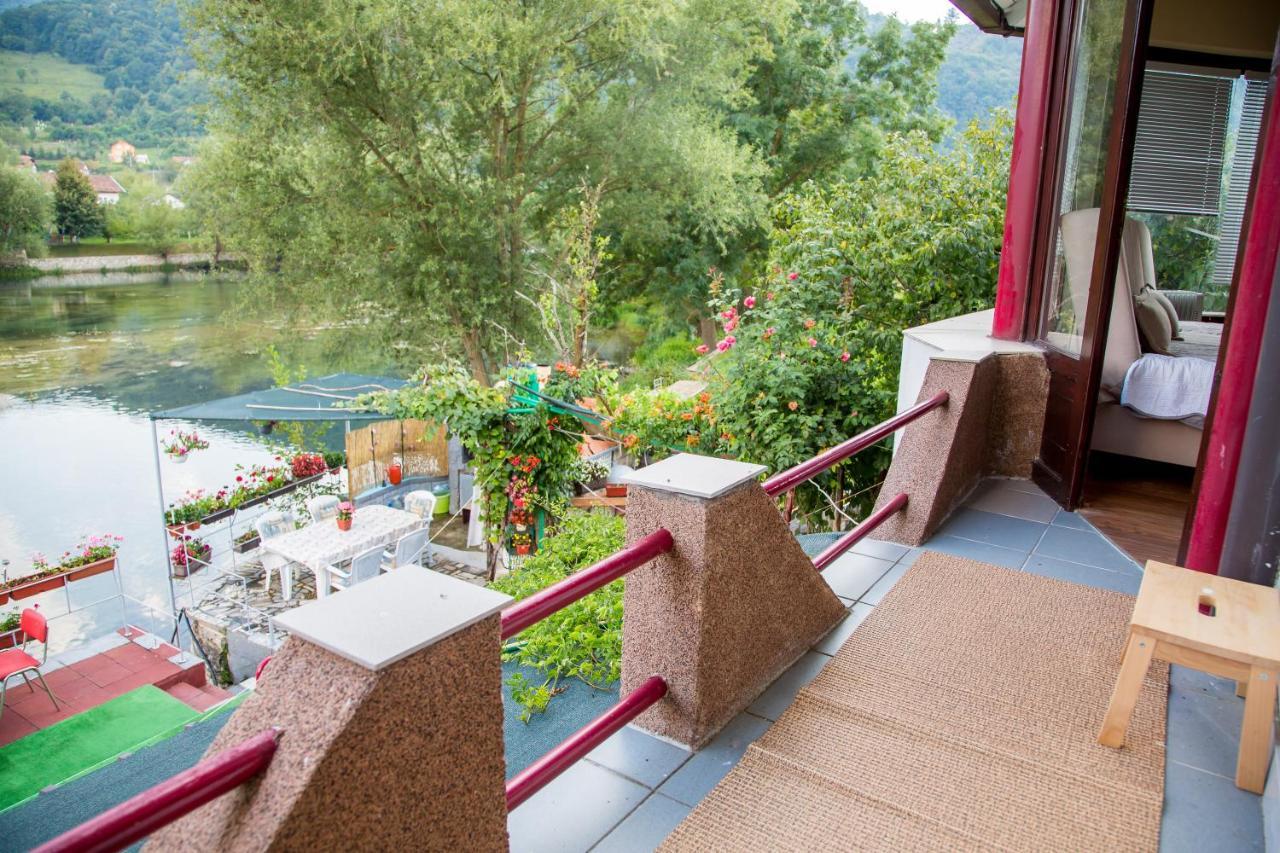 Villa Dino Kulen Vakuf Bagian luar foto